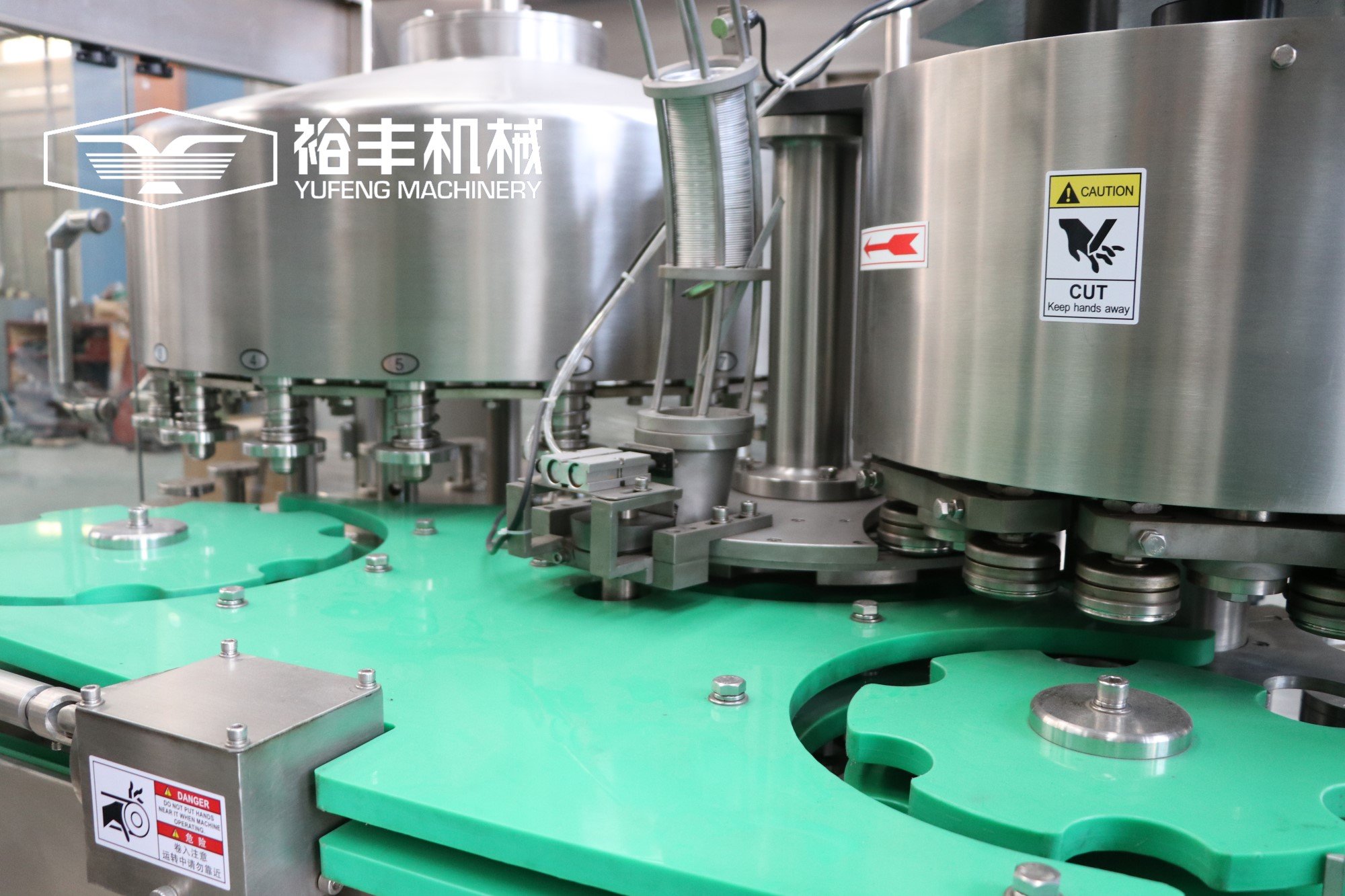 Energy Drink Canning Machine