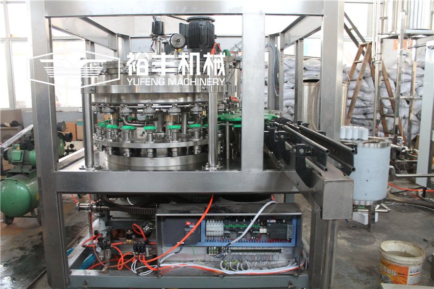 Monoblock 2 in 1 Soda Can Filling And Seaming Machine 